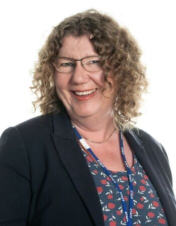 Mrs Tracey Orde
